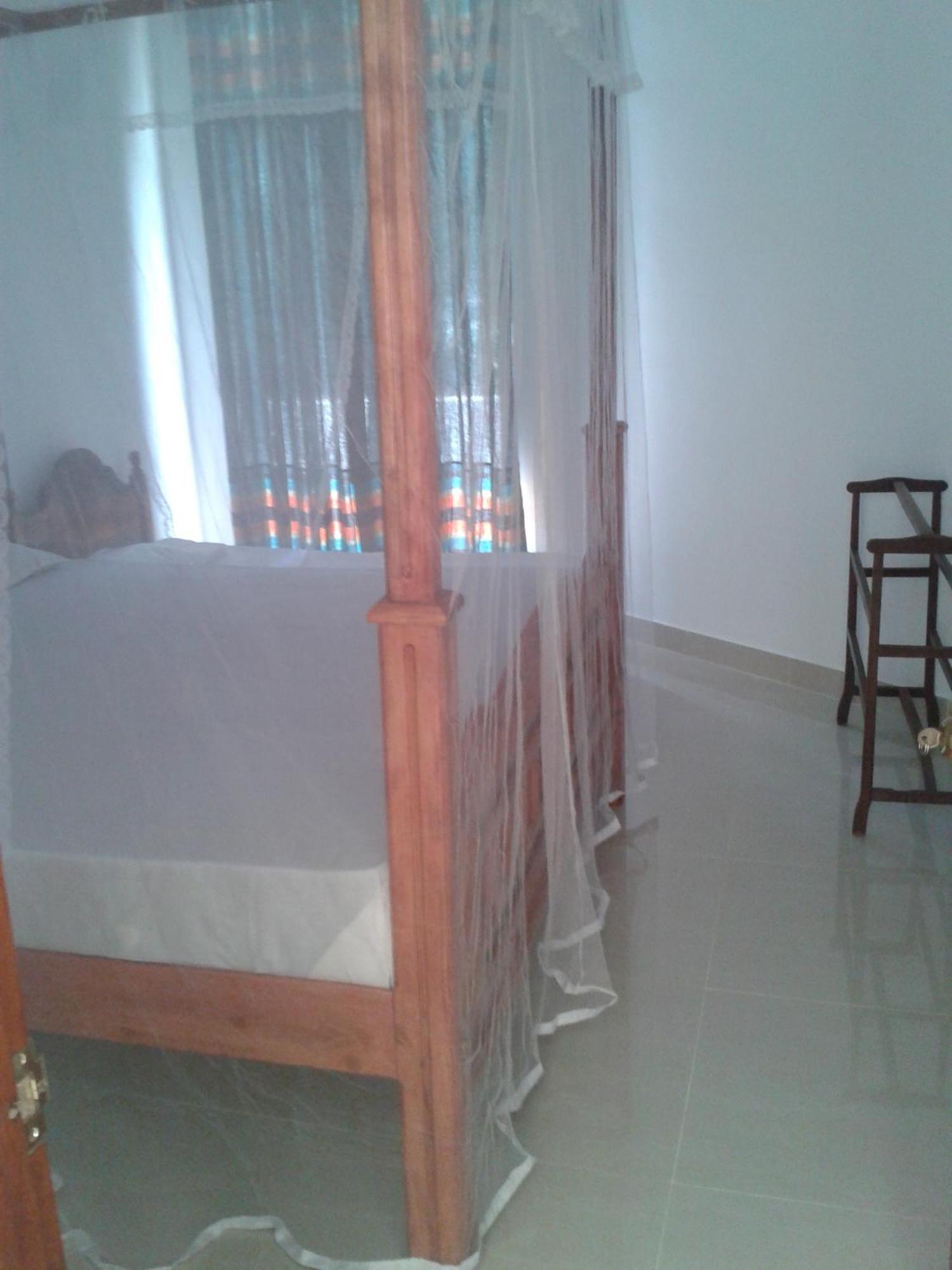 Nooit Gedacht Holiday Resort Unawatuna Zimmer foto